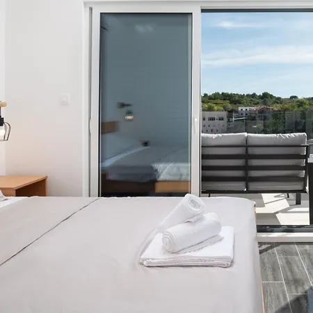 فيلة Luxury Jakov With Pool *