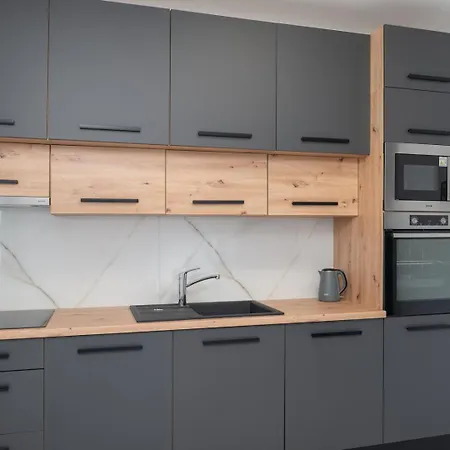 Luxury Jakov With Pool تروغير