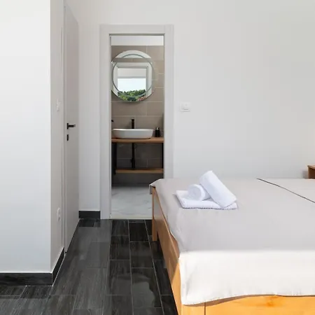 Luxury Jakov With Pool Villa *