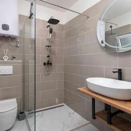 Luxury Jakov With Pool فيلة *