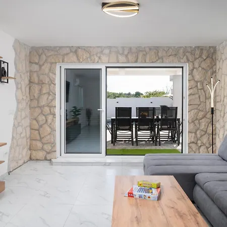 Luxury Jakov With Pool Villa Trogir