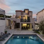 וילה Luxury Jakov With Pool *