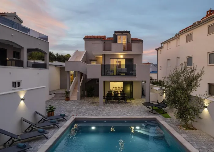 Villa Luxury Jakov With Pool *