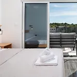 فيلة Luxury Jakov With Pool *