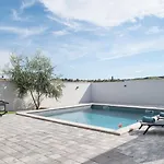 Luxury Jakov With Pool فيلة